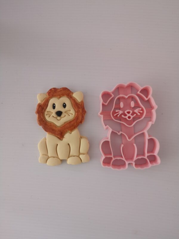 Lion Cutter