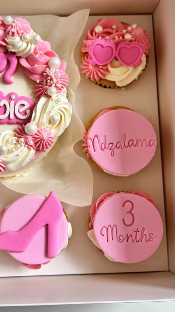 Barbie set 2 - Image 2