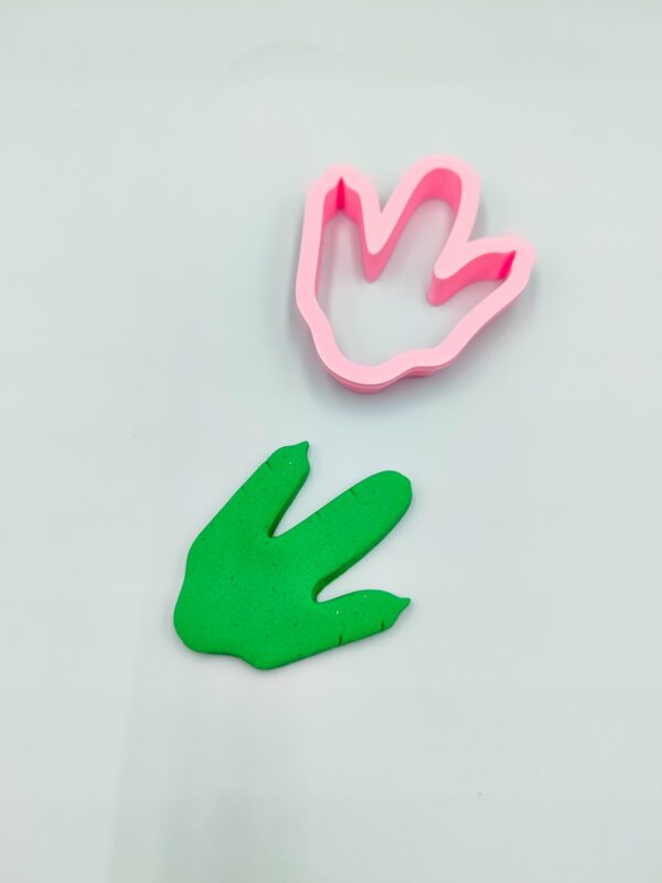 Dino claw