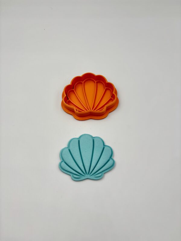 Sea shell cutter