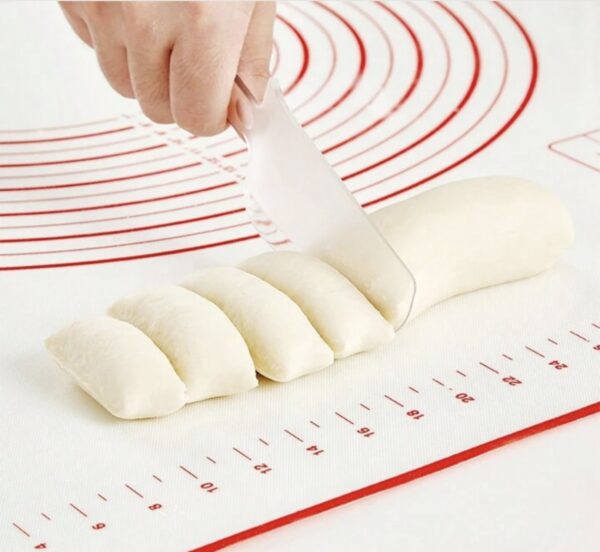Silicone mat, 50 by 60cm - Image 2