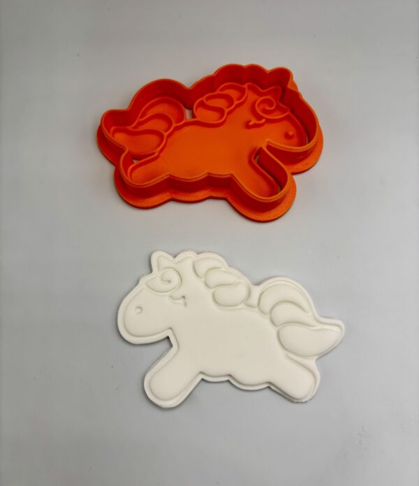 Unicorn cutter,6cm