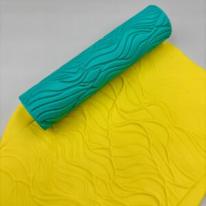 Wavy mesh rolling pin